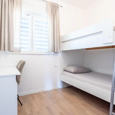 Luxury Penthouse Papic With Jacuzzi & The View Apartman Split
