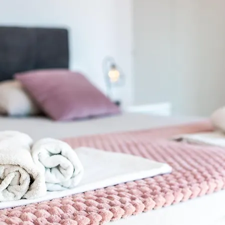 Luxury Penthouse Papic With Jacuzzi & The View