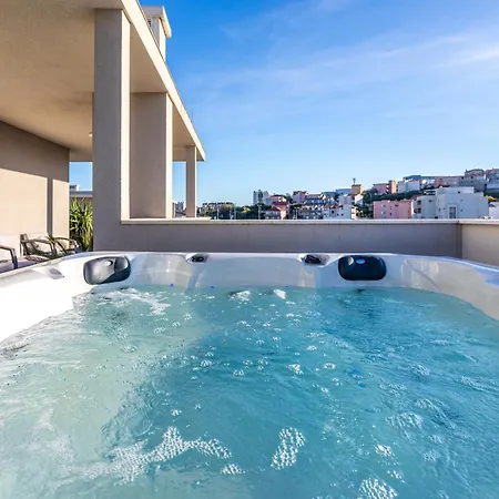 Daire Luxury Penthouse Papic With Jacuzzi & The View *