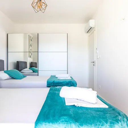 Daire Luxury Penthouse Papic With Jacuzzi & The View