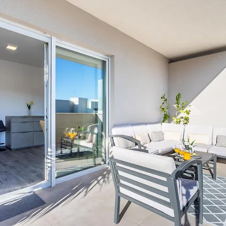 Apartamento Luxury Penthouse Papic With Jacuzzi & The View