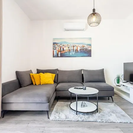 Luxury Penthouse Papic With Jacuzzi & The View Daire Split