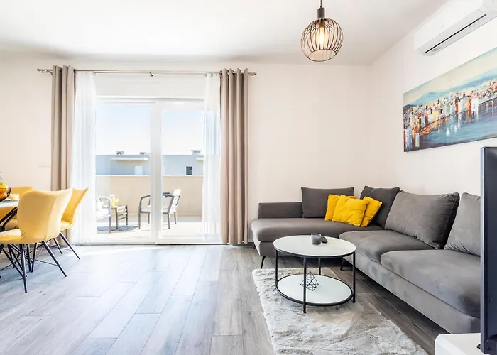 公寓 Luxury Penthouse Papic With Jacuzzi & The View 斯普利特