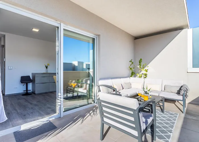 公寓 Luxury Penthouse Papic With Jacuzzi & The View