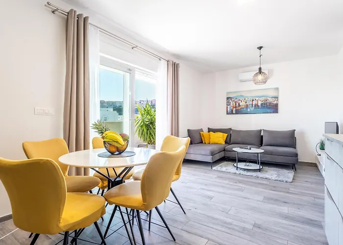Luxury Penthouse Papic With Jacuzzi & The View Appartement